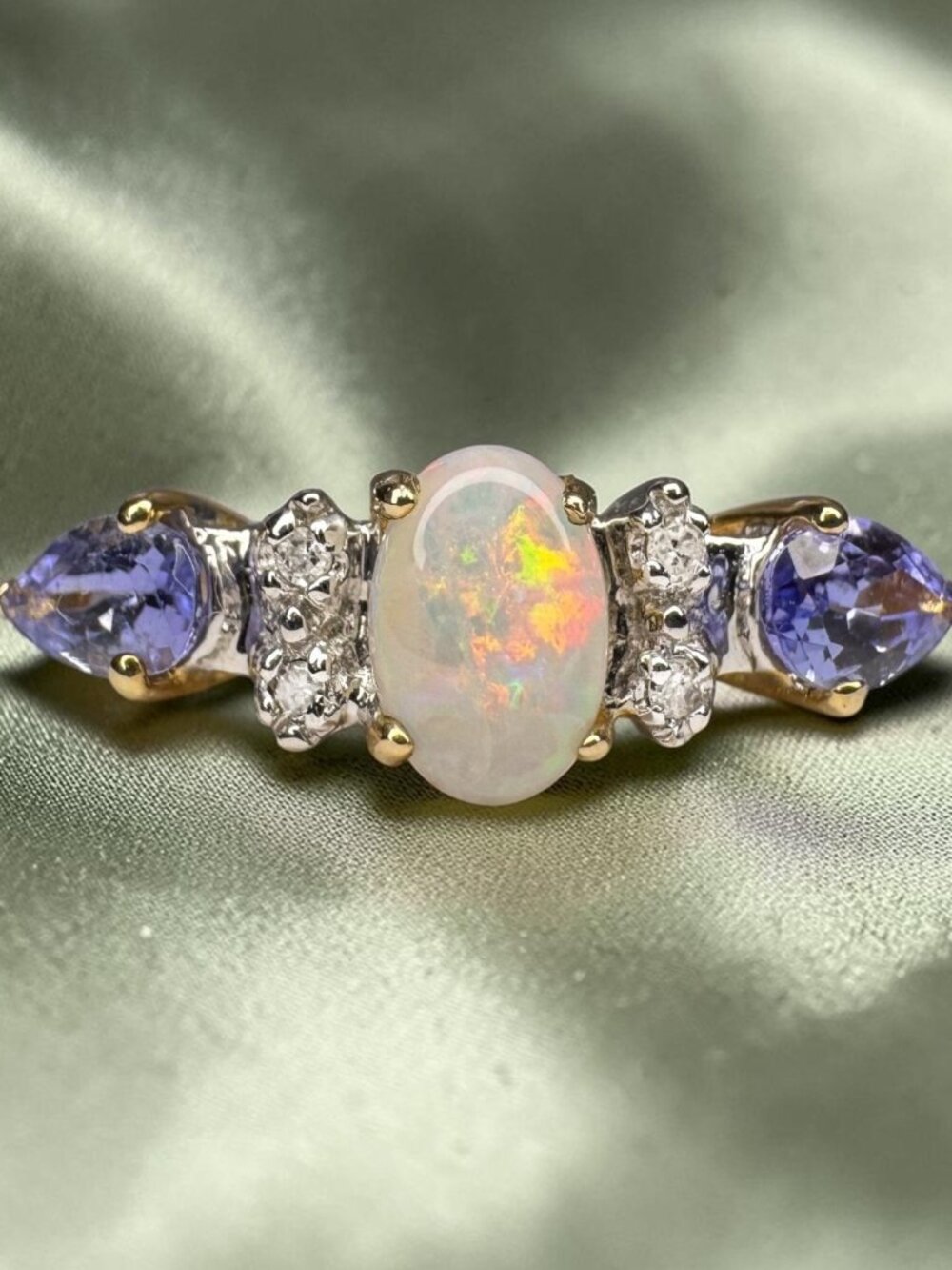 VINTAGE 10K Gold Natural Rainbow Opal Tanzanite Diamond Ring Size 7 Fantasy Ring